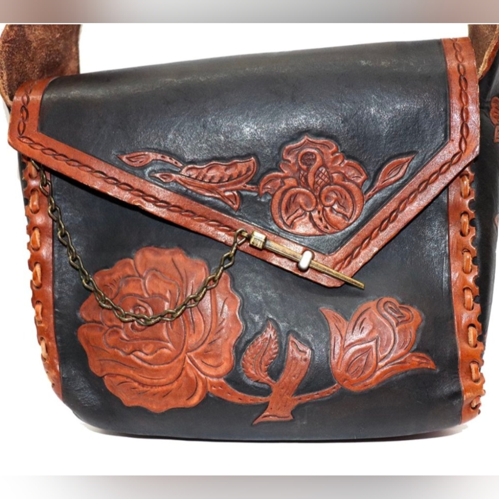 VINTAGE 1970 Hand Tooled Handcrafted Leather Floral Purse Satchel